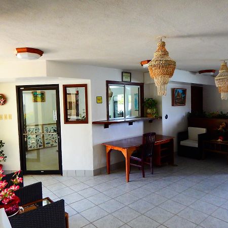 Esa Bay View Hotel Colonia Esterno foto