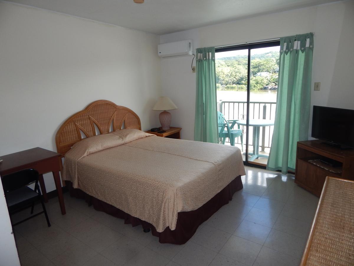 Esa Bay View Hotel Colonia Esterno foto